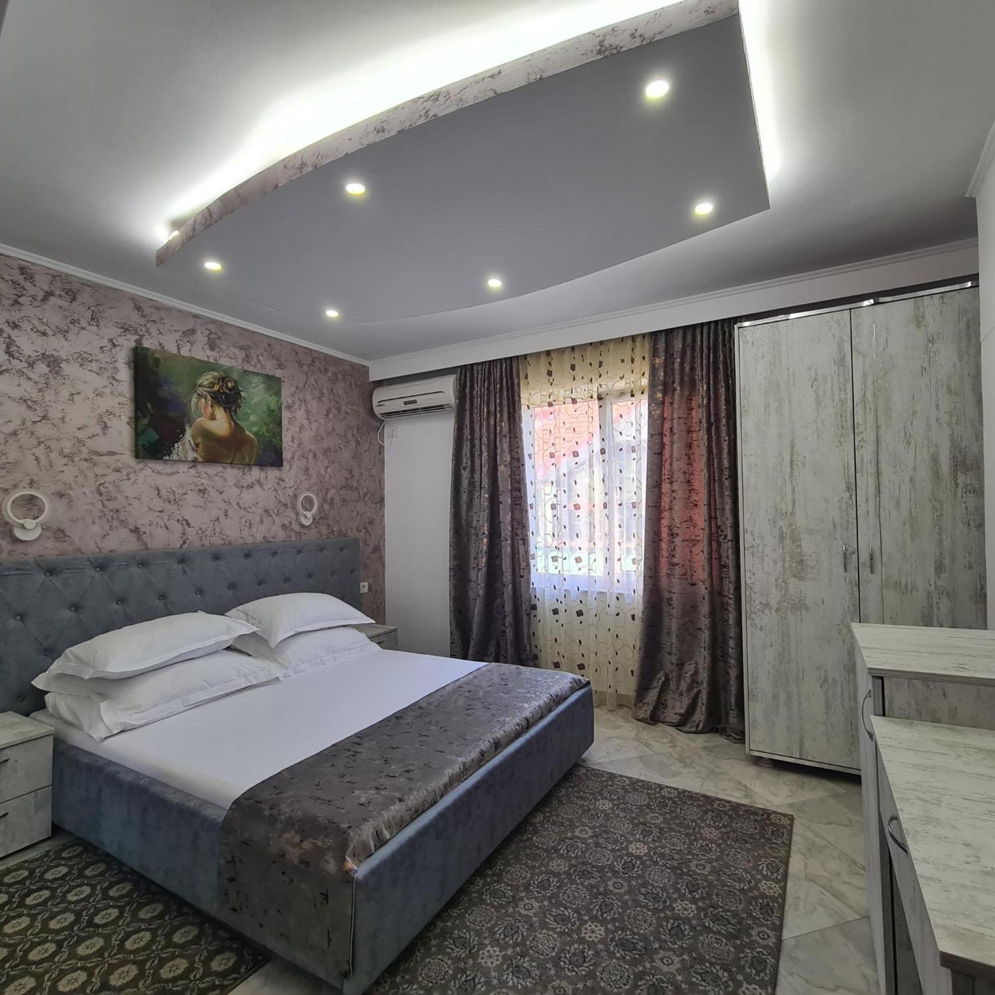 Casa Bianca Hotel Două Mai Exterior foto